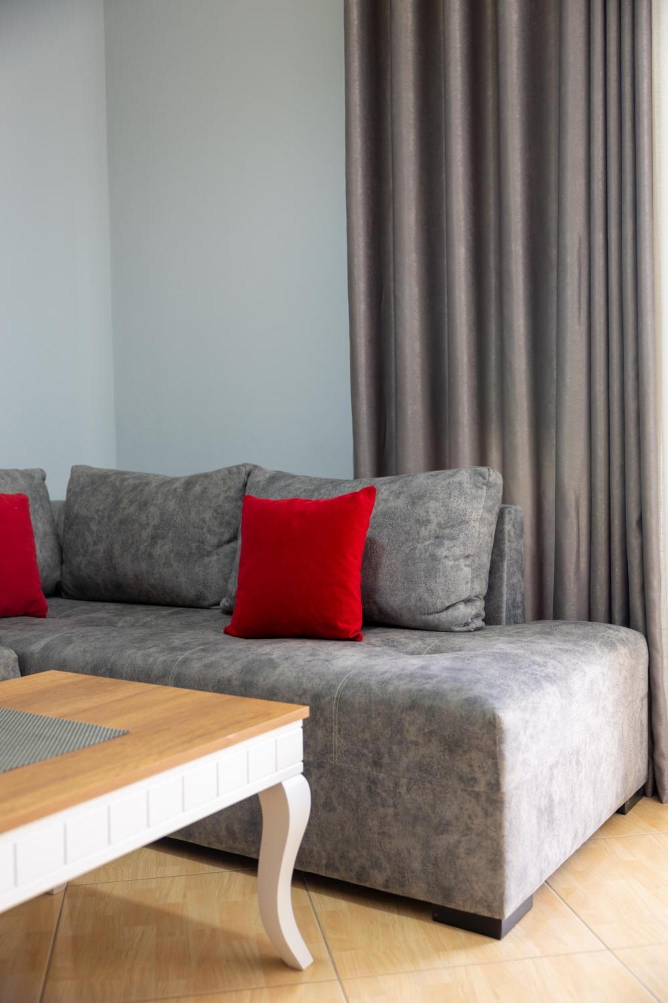 Da Vinci Apartment فلورا المظهر الخارجي الصورة